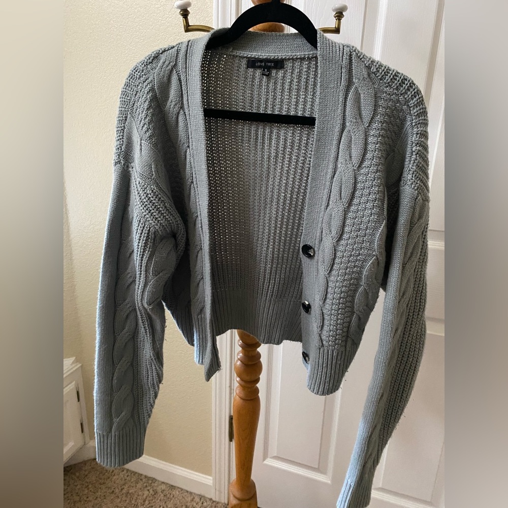 Blue-grey cropped sweater